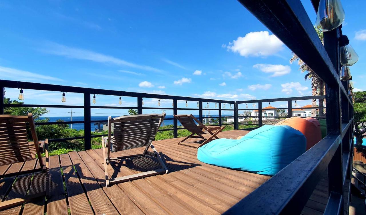 Sea Cliff Hotel Jeju Eksteriør billede