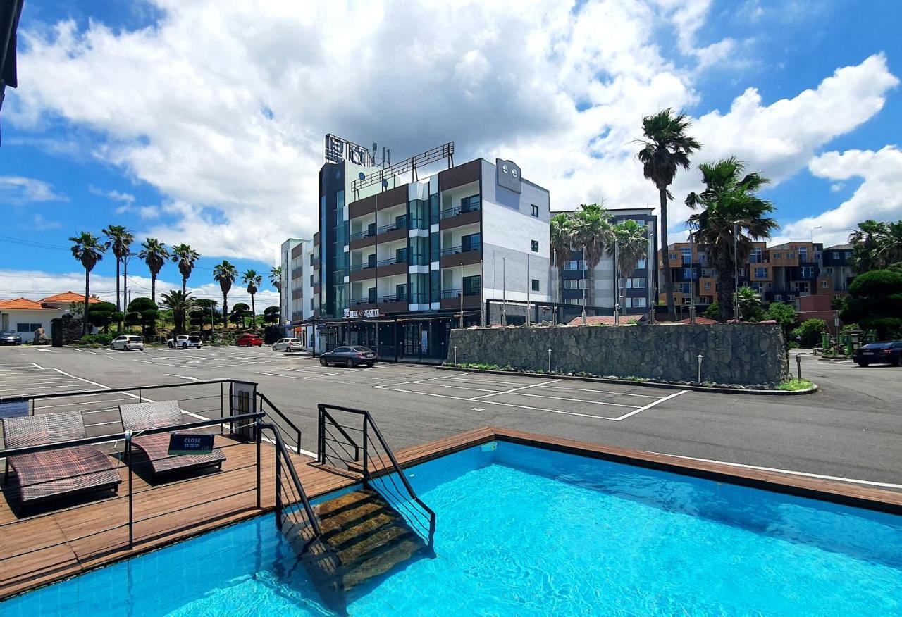 Sea Cliff Hotel Jeju Eksteriør billede