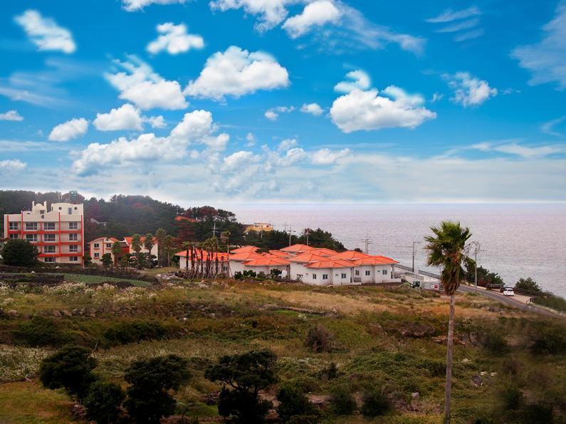 Sea Cliff Hotel Jeju Eksteriør billede